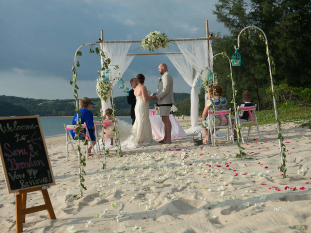 Phuket beach wedding vow renewal (3)